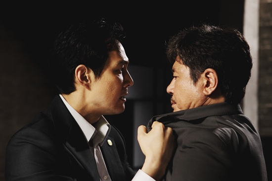 요즘 사람들 : "이번이 정말 마지막 경쟁이라고 했잖습니까!!!!!" (사진) 영화 '신세계'